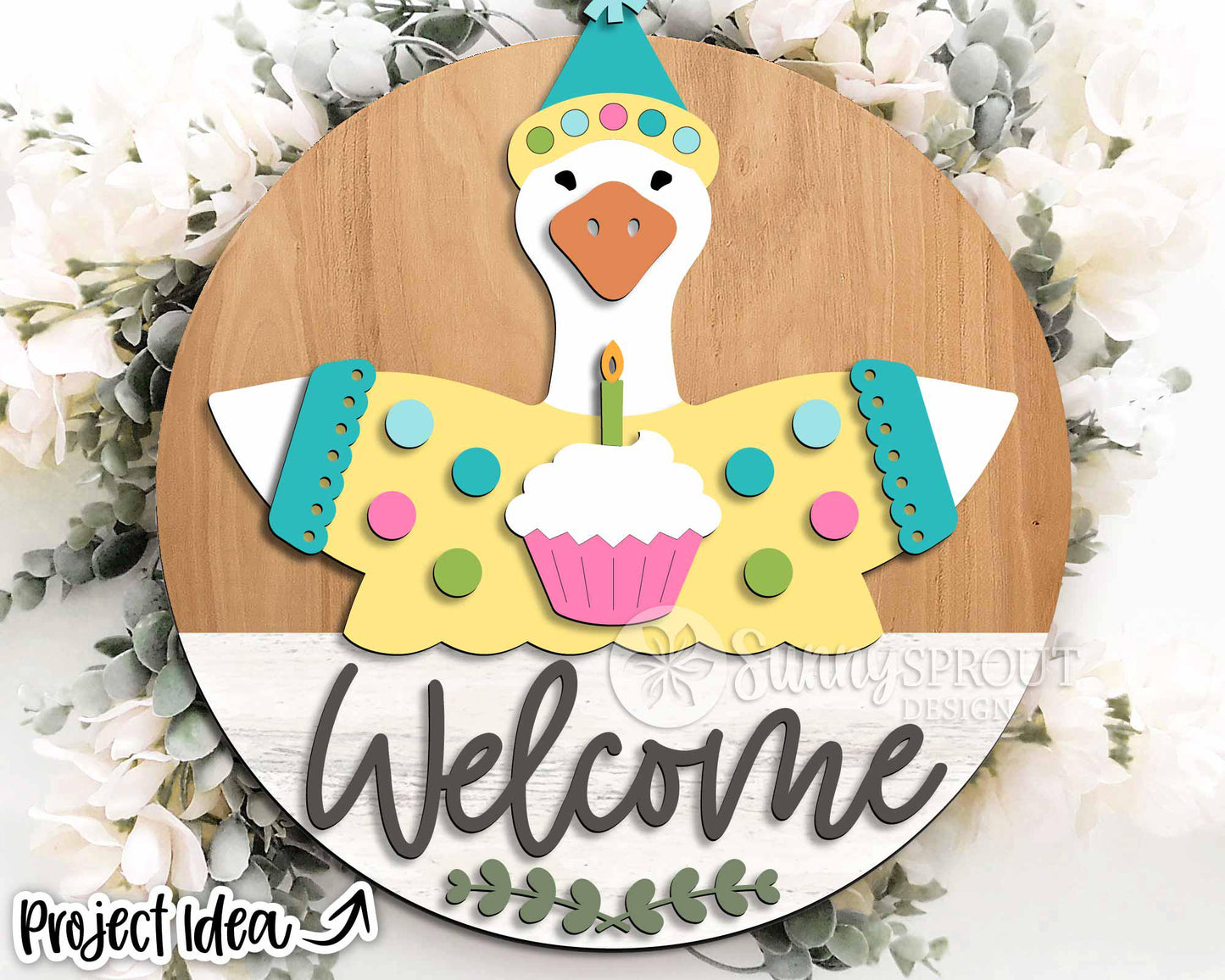 Goose Welcome Birthday Sign, Digital Download, SVG Laser Cut File, Cricut, Round Party Door Hanger Design, Interchangeable Outfit