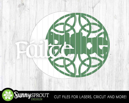 Fáilte Celtic Knot Welcome Sign, Digital Download, SVG Laser Cut File, Cricut, Round Door Hanger Design, St. Patrick's Day Decor